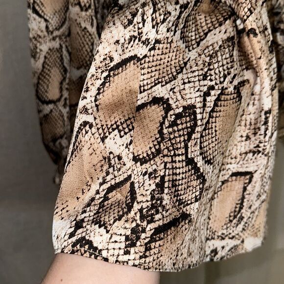 Sunny Girl 14 Python Snake Print V-Neck Front Wrap Peplum Long Sleeve Blouse - Picture 8 of 14